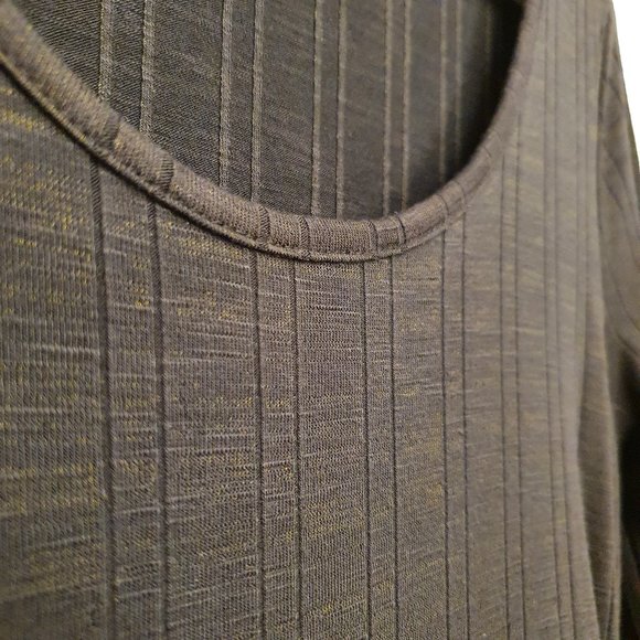 Bodycon wrap dress in charcoal with ruching - Picture 3 of 9